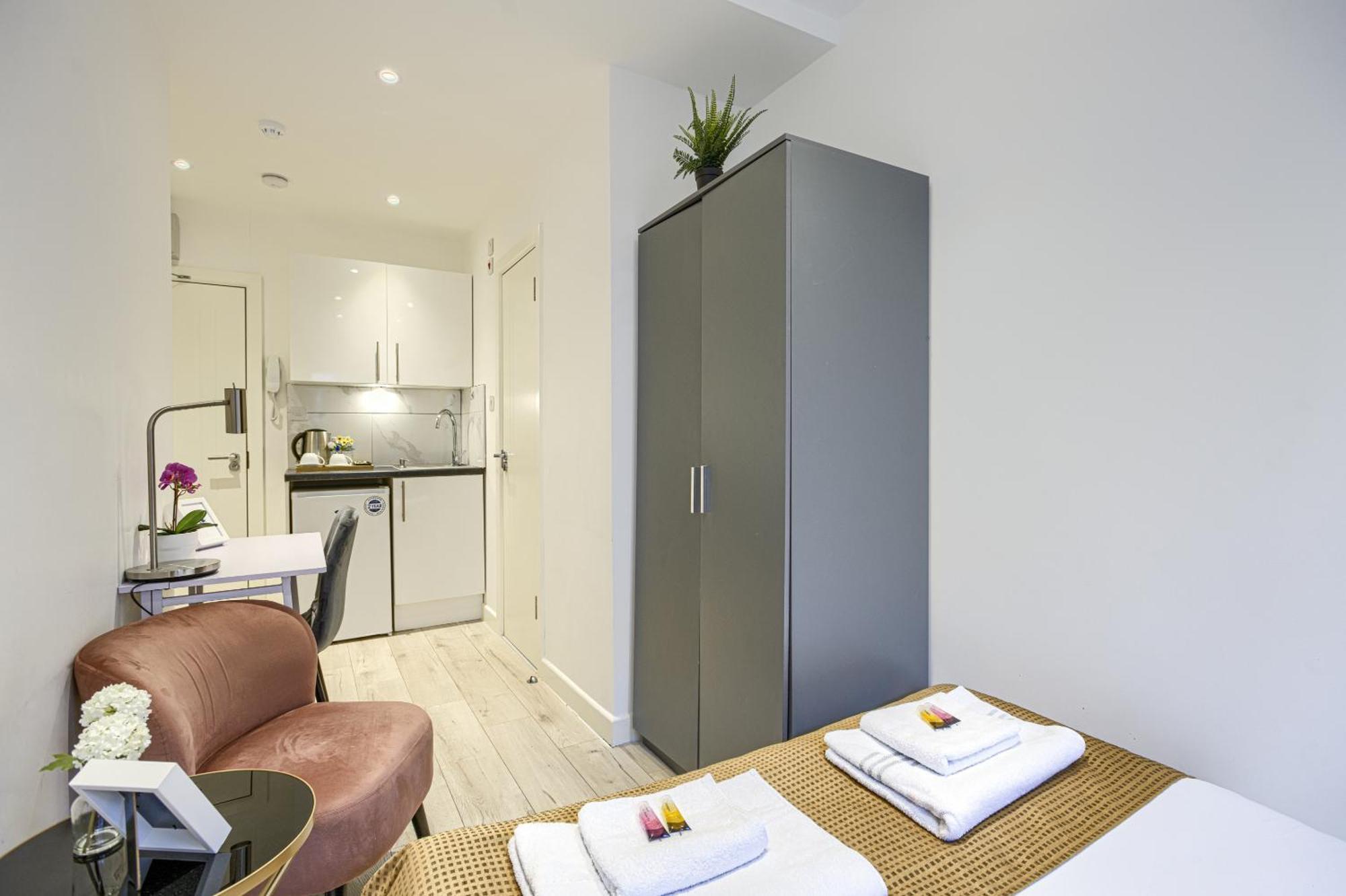 The Finsbury Deluxe Apartments Londra Exterior foto